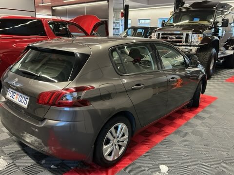 Peugeot 308 - Mynd 6